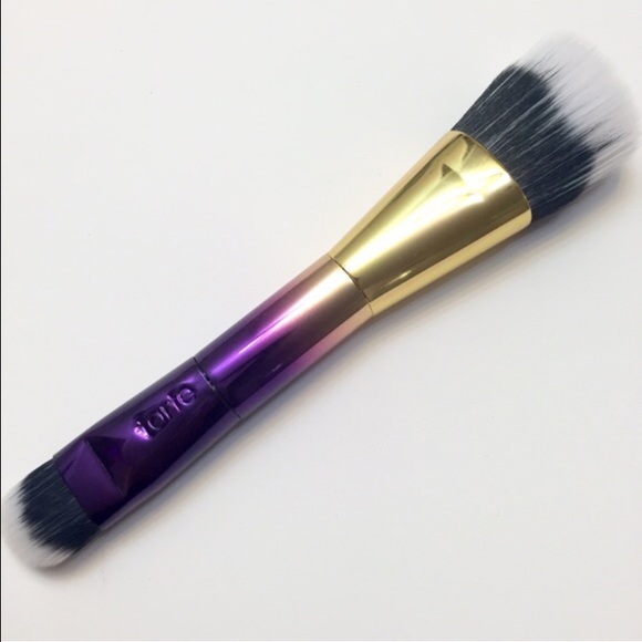 New Tarte Double-Ended Highlighter Brush