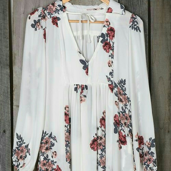 PLEASE HELP ME FIND MY DREAM DRESS!!