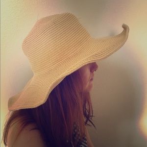 straw sun hat!
