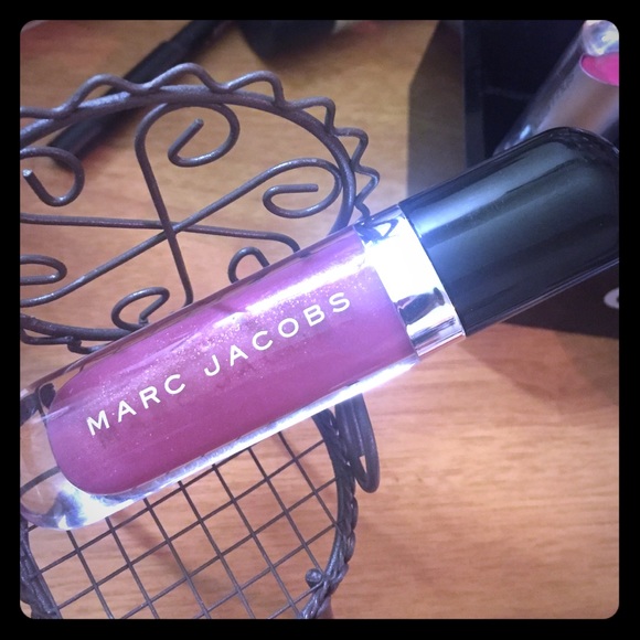 marcjacobs lust for lacquer lipgloss （kissability）