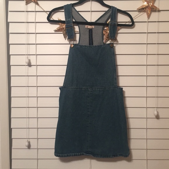 Overall dress