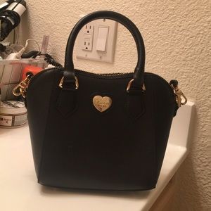 Thai brand real leather bag (Ruchitta)