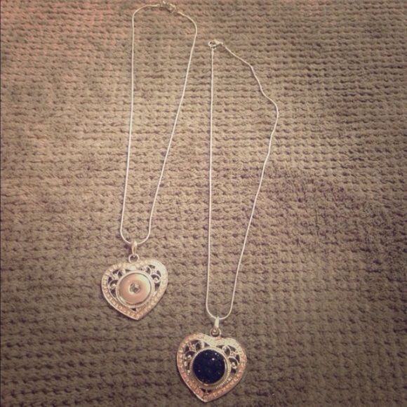 filigree heart necklace.