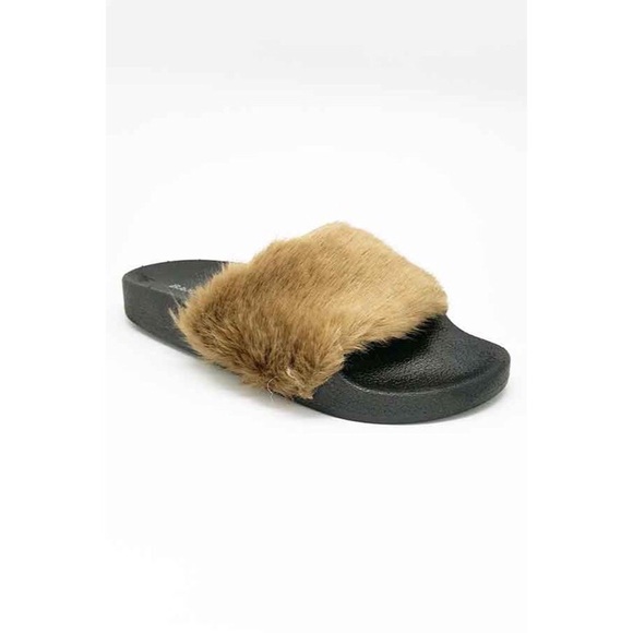 Clearance* Fur Sandals - Taupe - Picture 2 of 4