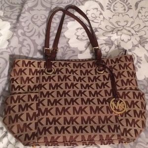 Michael Kors Signature East/West Tote