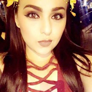 Meet your Posher, Rocio