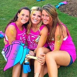 Meet your Posher, Madison