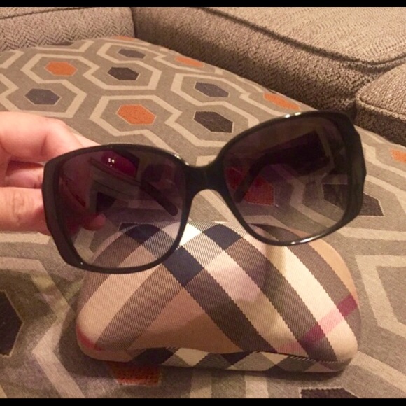 ❗️SALE❗️Burberry Sunglases