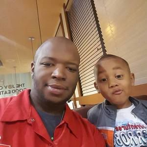 Meet your Posher, Kenneth