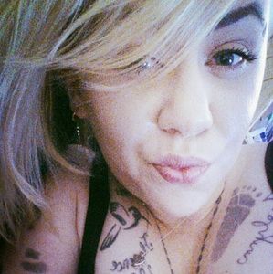 Meet your Posher, Michele