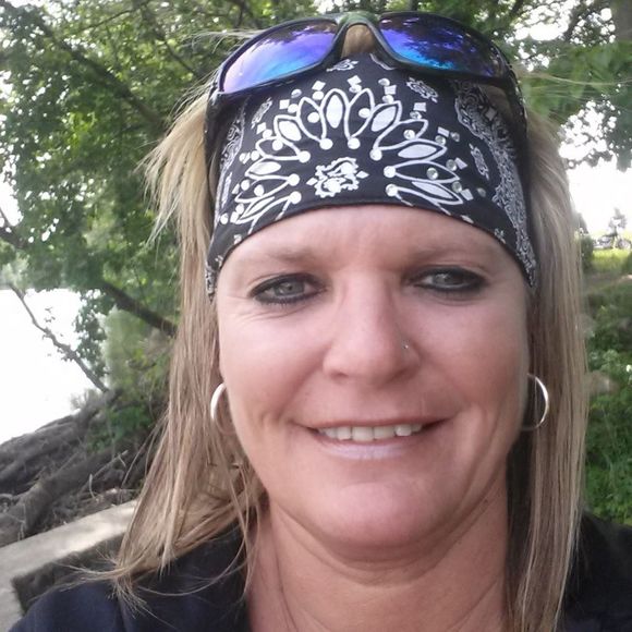Meet your Posher, Joellen