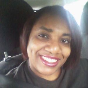 Meet your Posher, Mia