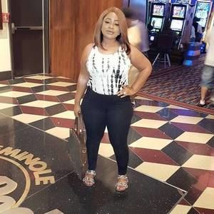 Meet your Posher, Monae