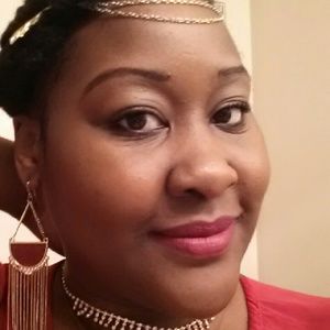 Meet your Posher, Anitra