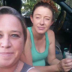 Meet your Posher, Kendra