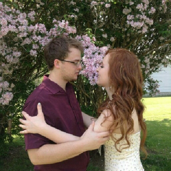 Meet your Posher, Amanda - Picture 1 of 1