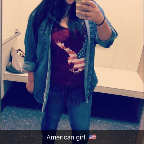 Meet your Posher, Crystal - Picture 2 of 8