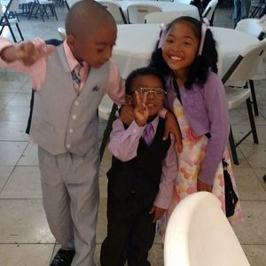 Meet your Posher, Adrena