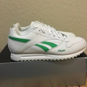 Women's Classic Reeboks