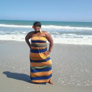 Meet your Posher, Tiny