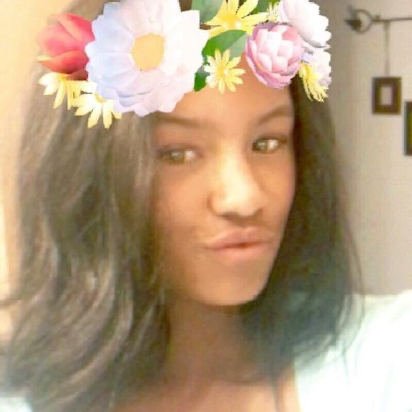 Meet your Posher, Kyra - Picture 1 of 1