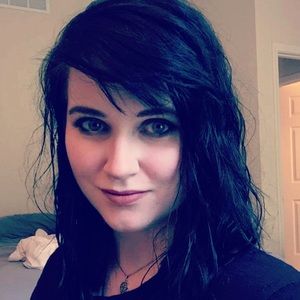 Meet your Posher, Lindsey