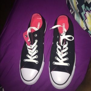 Black converse