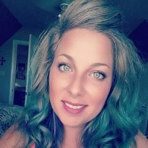 Meet your Posher, Angie