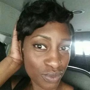 Meet your Posher, Anita