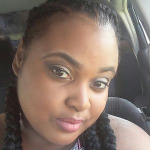 Meet your Posher, Lakeisha