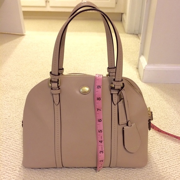 Measurements Coach Peyton Bag - Picture 2 of 3