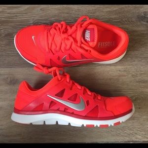 Women's Nike Flex Supreme TR 2