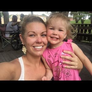 Meet your Posher, Melanie