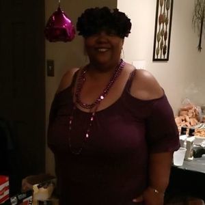 Meet your Posher, Debra