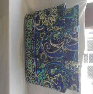 Travel tote