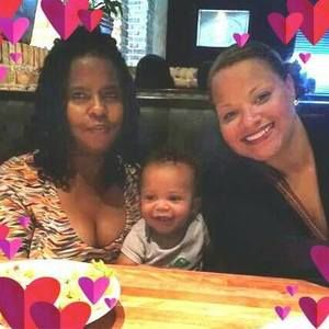 Meet your Posher, Latoya