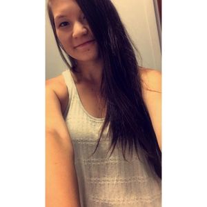 Meet your Posher, Alia