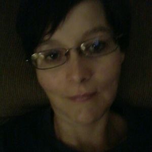 Meet your Posher, Junifer