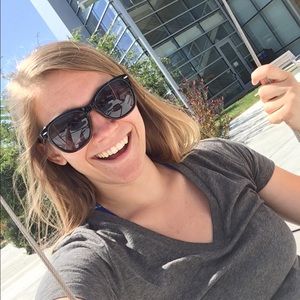 Meet your Posher, Megan