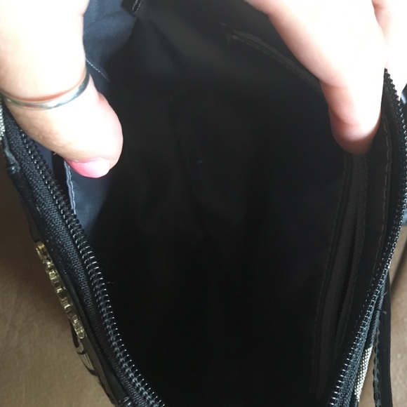 Authentic Coach Crossbody - Picture 3 of 3