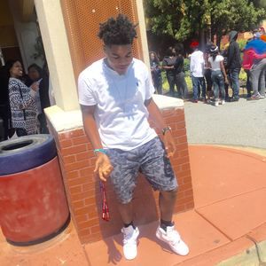 Meet your Posher, Alphonza