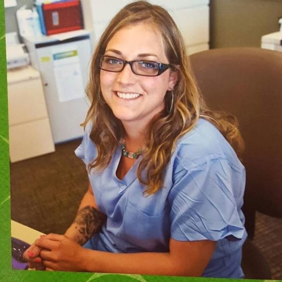 Meet your Posher, Emily