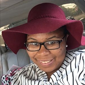 Meet your Posher, Pheonia