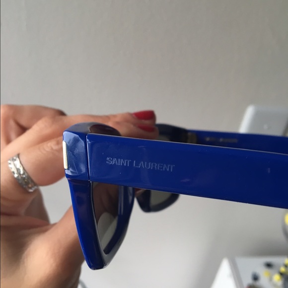 Saint Laurent Glasses - Picture 3 of 4