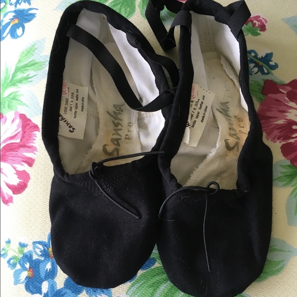 Sansha Shoes - 🎀 BALLET SHOES SLIPPERS "Oh My Aching Feet" 8M 🎀