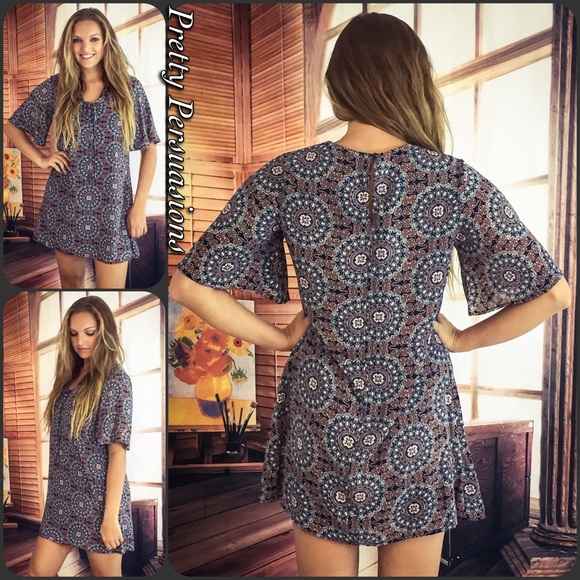 CLEARANCE‼️ NWT Printed Lace Up Tunic Mini Dress - Picture 4 of 4