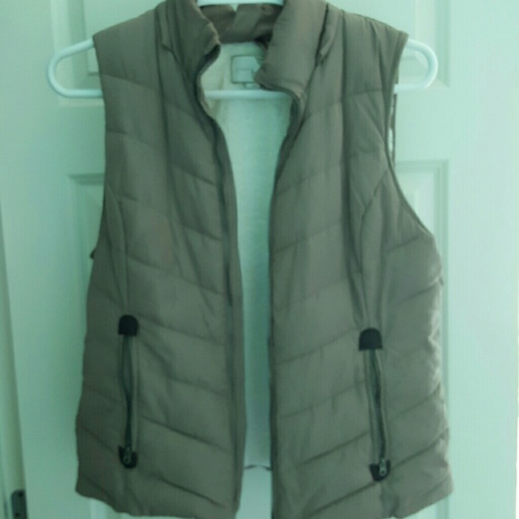 Puffy vest