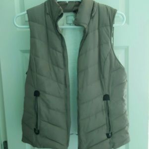 Puffy vest