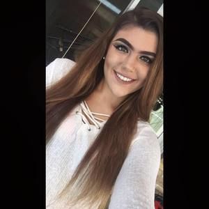 Meet your Posher, Julia