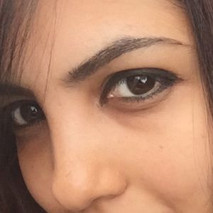 Meet your Posher, Dimple